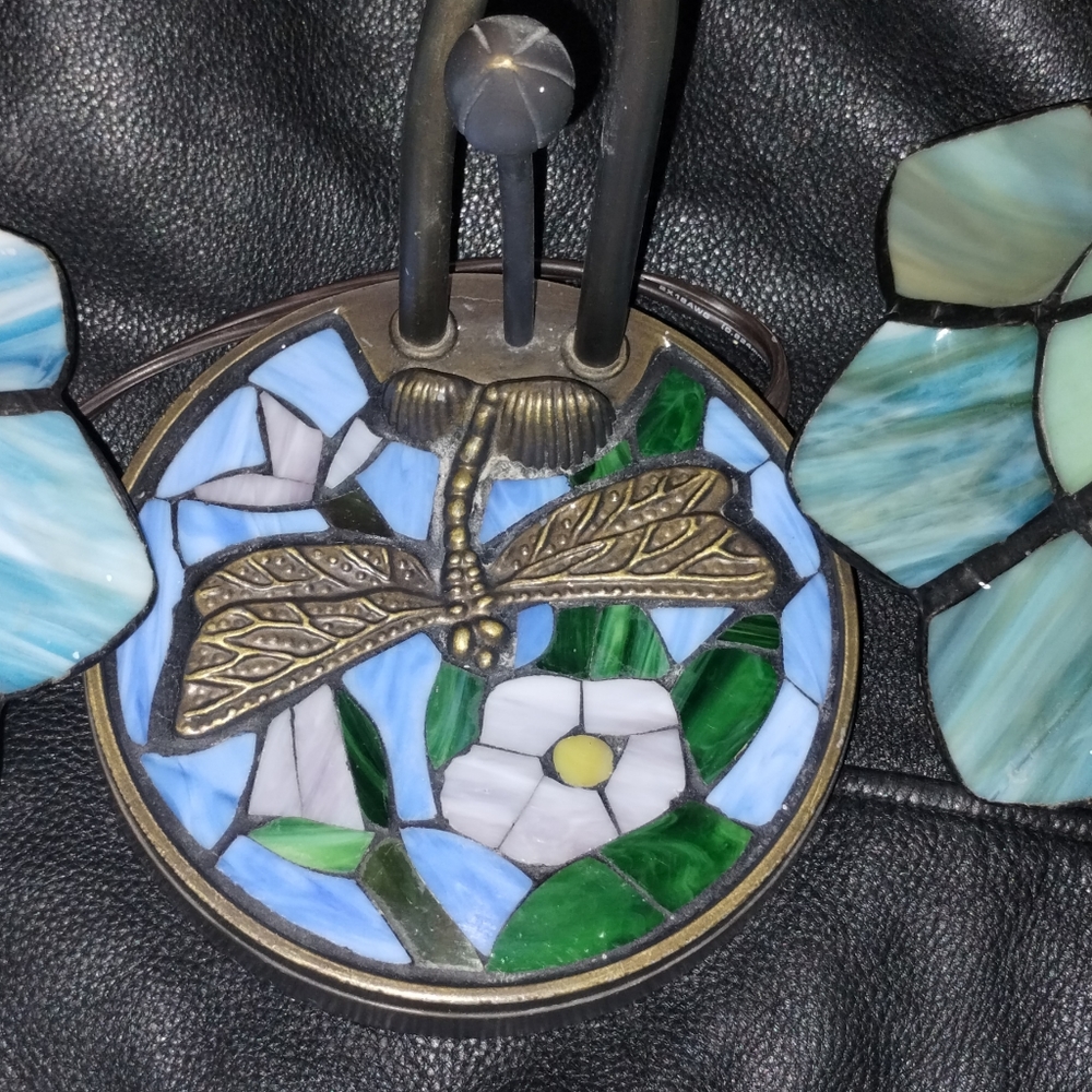 Adorable Tiffany style small lamp